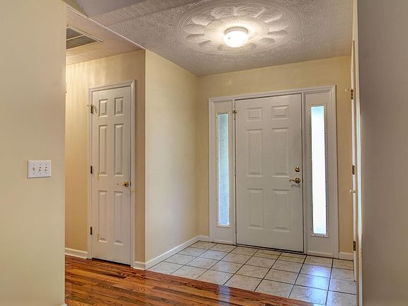 5th image of 7416 Fern Valley Dr