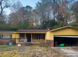 464 Green Tree Dr, Talladega, AL 35160