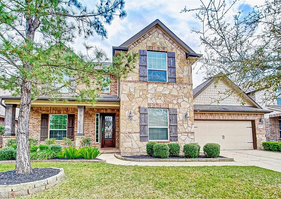 1st image of 21215 Barton Hollow Ln