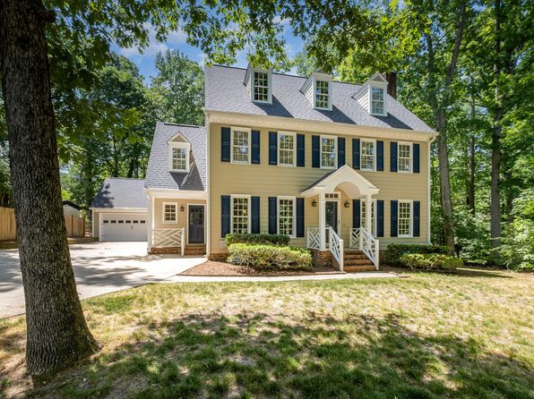 103 Donna Pl, Cary, NC 27513