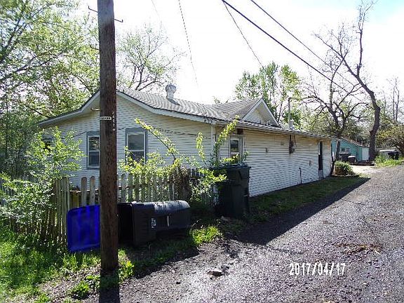 2nd image of 2409 SE Virginia Ave