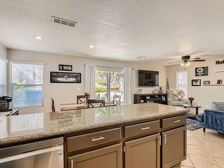 1517 Calle Montery St — Photo 13