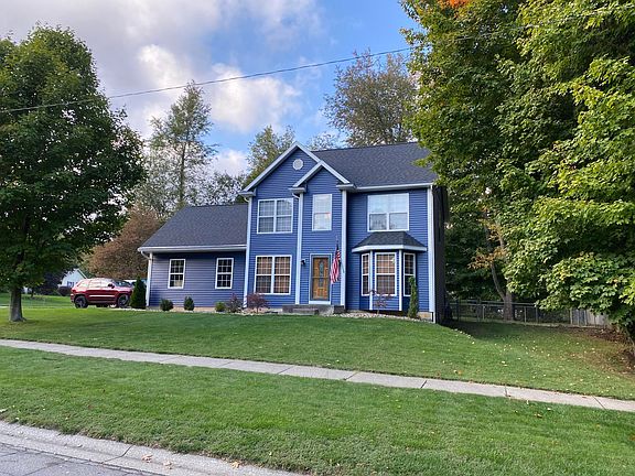 2nd image of 715 Kensington Dr