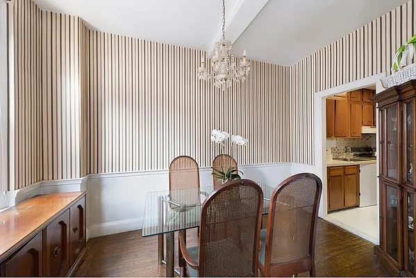 Sold by Samuel Realty Group LLC | media 8