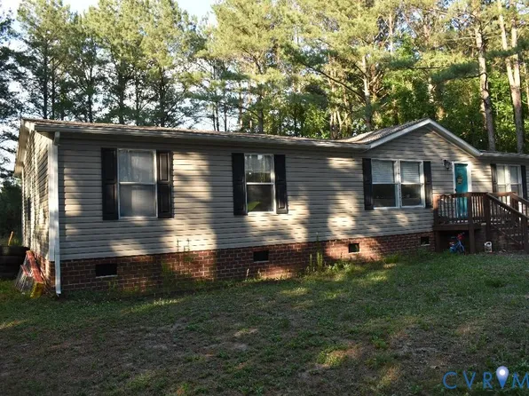 26049 Guy Place Rd, Courtland, VA 23837