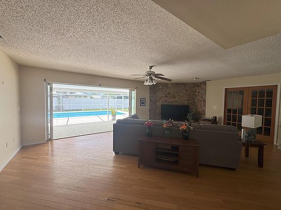 4th image of 1450 SE Merion Court