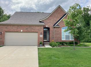 49915 Sleeping River Dr, Macomb, MI 48042