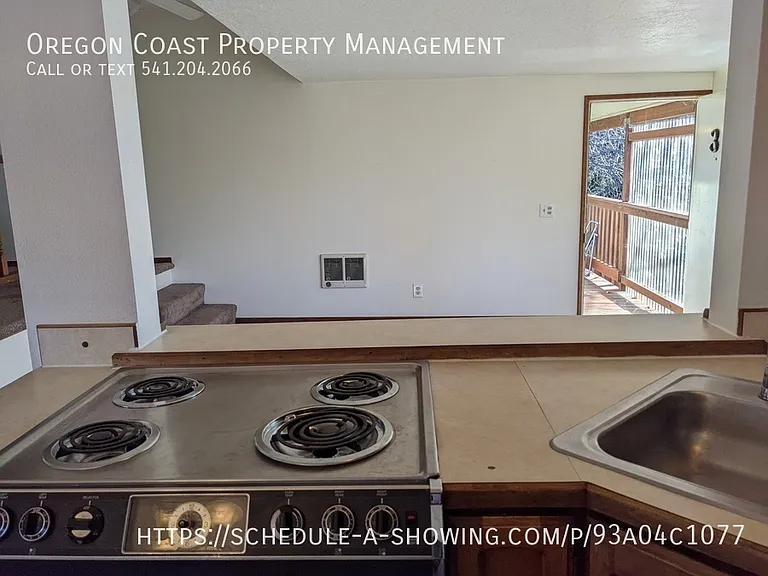 356 SE Alder St #3 — Photo 9