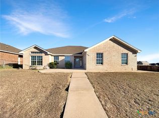 300 Cedar Ridge Dr, Nolanville, TX 76559