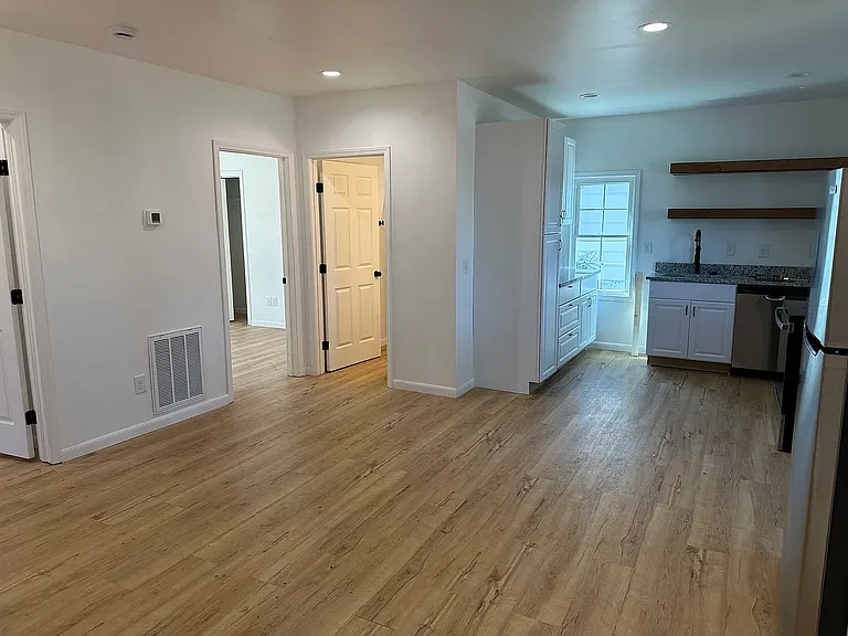 403 Wilson Ave #1 — Photo 2