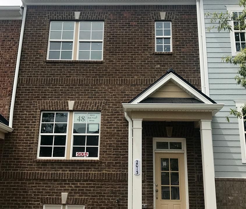 1st image of 2013 Oak Trail Dr