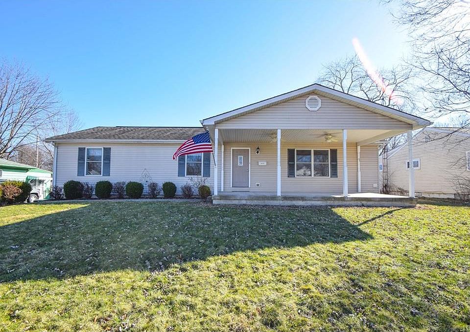 1st image of 472 Travis Dr