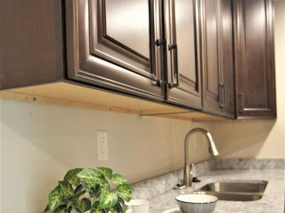 1st image of 3 Emerald Dr #14