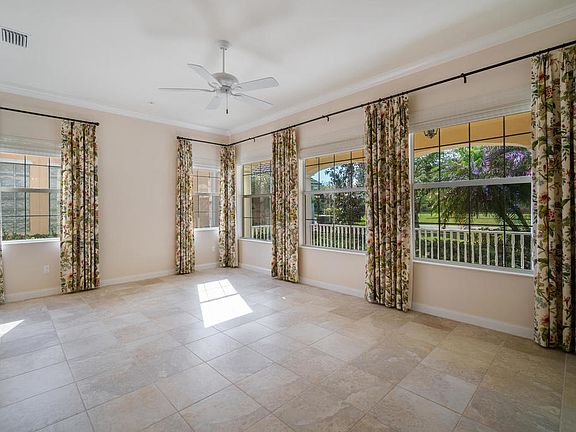 4th image of 8821 Zurigo Ln