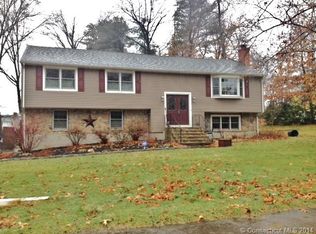 32 Leverich Dr, East Hartford, CT 06108