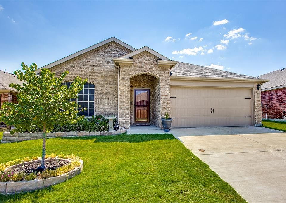1st image of 1113 Riverstone Trl