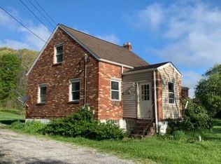 130 Logan Rd, Valencia, PA 16059