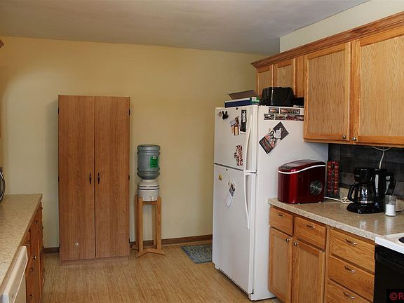 4th image of 212 1st Ave NW