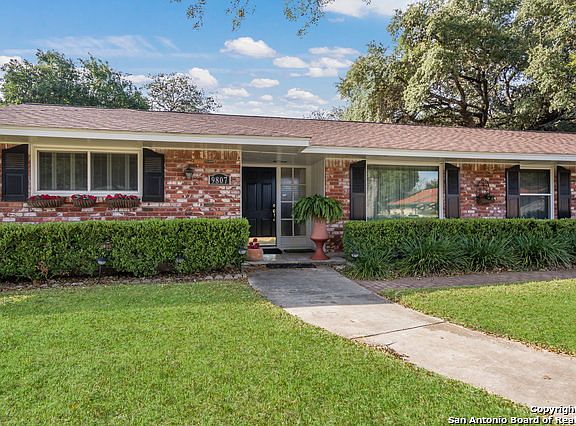 2nd image of 9807 Carolwood Dr