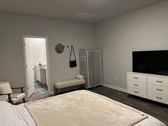 5th image of 1017 Tibetan St