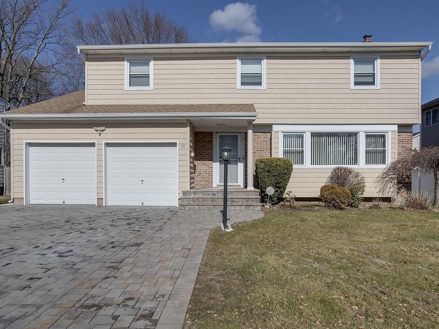 10 Beatrice Ave Syosset NY 11791 Zillow