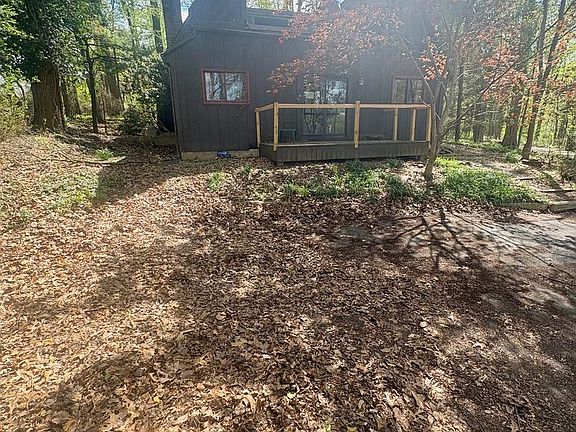 2nd image of 1085 Greenhill Dr