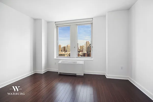 Rented by Warburg | media 6