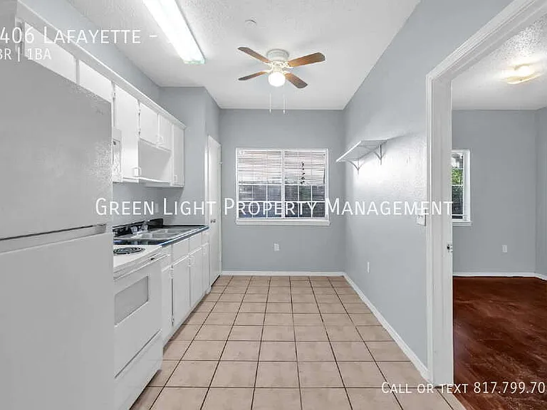 4406 Lafayette St #3 — Photo 6