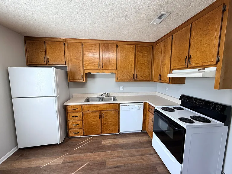 509 E Main St #908-A — Photo 22