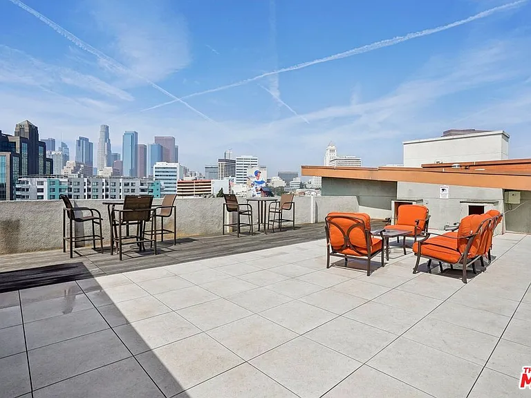 100 S Alameda St #150 — Photo 52