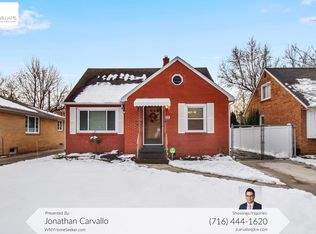 49 Lennox Ave, Amherst, NY 14226