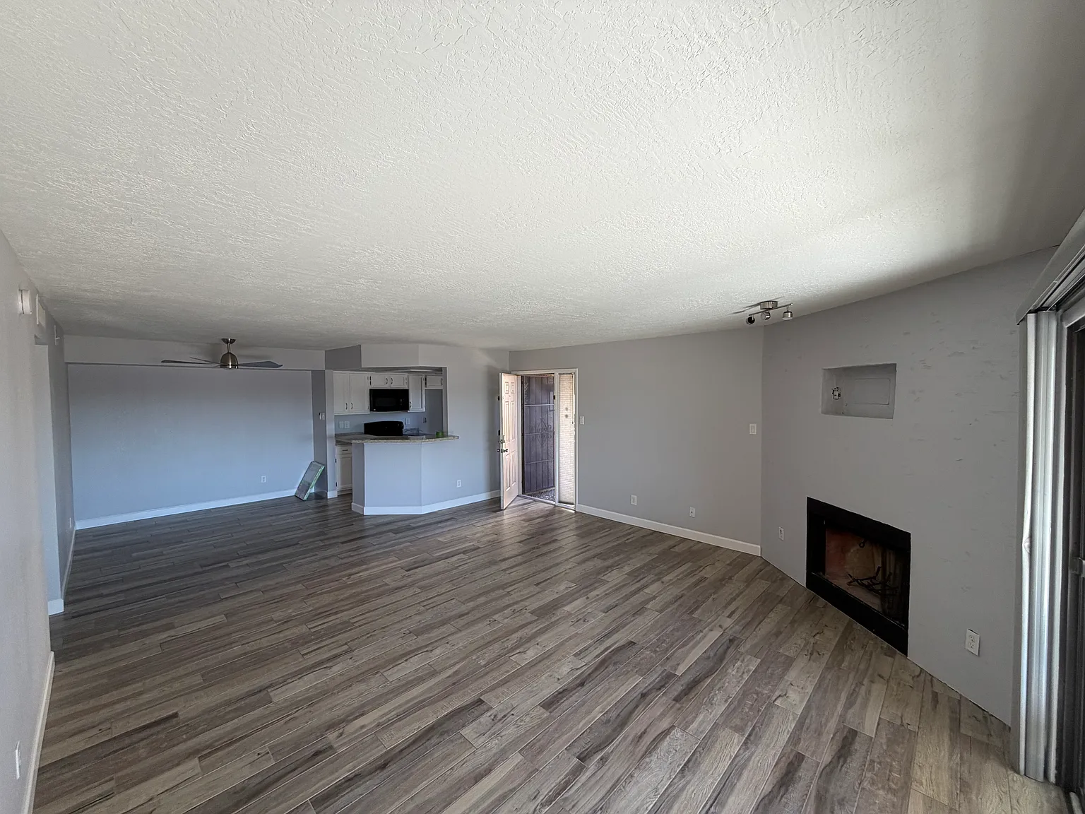 7950 E Starlight Way — Photo 3