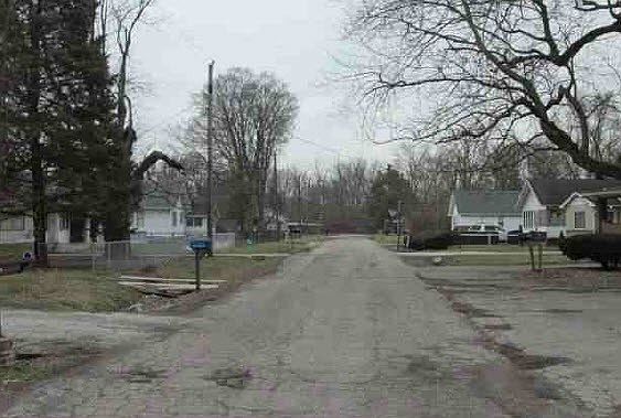 4th image of 15 S Vine St