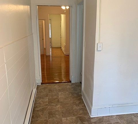 4th image of 139 N 10th St APT 1
