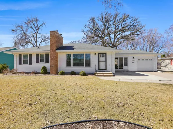 2532 Quebec Ave S, Saint Louis Park, MN 55426