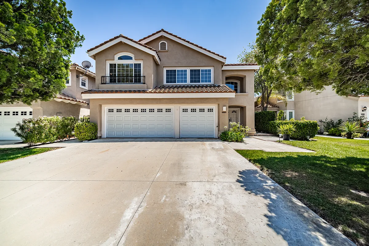 Building Photo - 45497 Camino Monzon