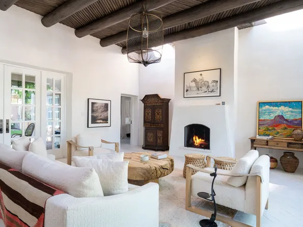 820 Acequia Madre, Santa Fe, NM 87505