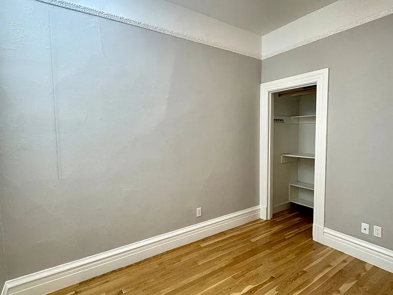 909 Haight St — Photo 7
