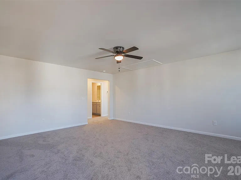 1406 Caracara Ct — Photo 16