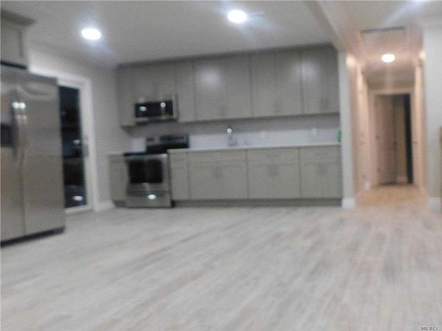 2nd image of 105 Ferraris St