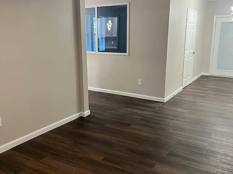 6030 Mallory Rd — Photo 4