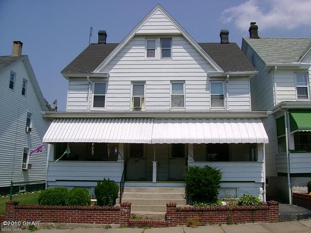 2nd image of 225 Muir Ave