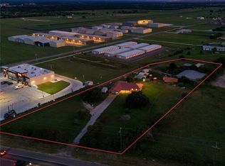 2797 Highway 105 W, Navasota, TX 77868