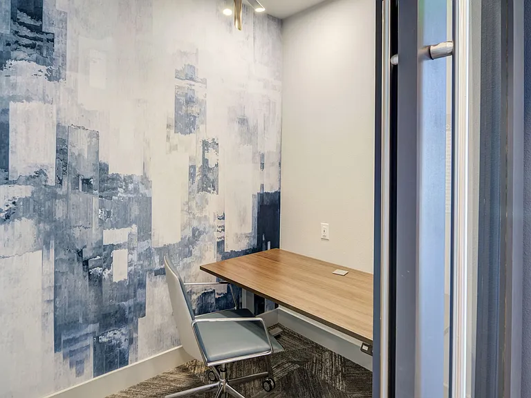 Private Co-Working Room with Standing Desk