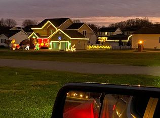 4 Platinum Dr, Barboursville, WV 25504