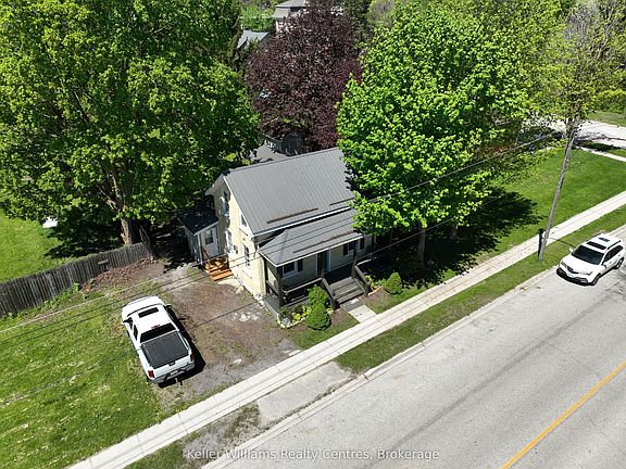 2nd image of 551 Louisa St