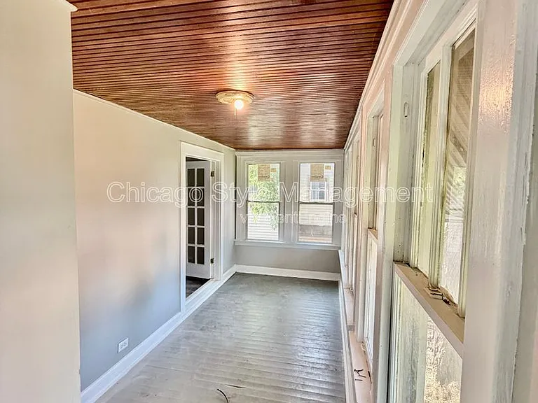 12138 S Parnell Ave — Photo 9