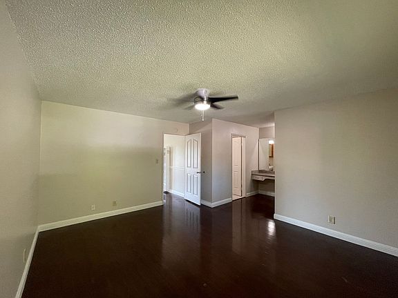 5th image of 6330 Havenside Dr #25