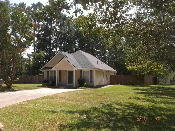 204 N Main Ct, Stockbridge, GA 30281