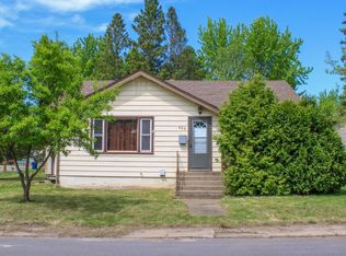 423 E 38th St, Hibbing, MN 55746